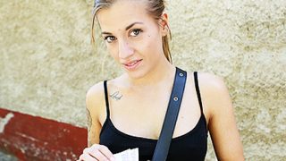 Public Agent – Fitness Babe Swallows Everything