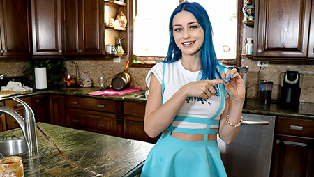 SisLovesMe – Pocket Rocket Pussy Challenge