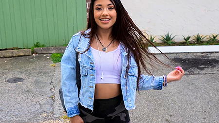 BangBus – Xxlayna Marie: Rainy Day Bang