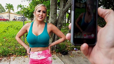 BangBus – Caitlin Bell: They Needed Nudes