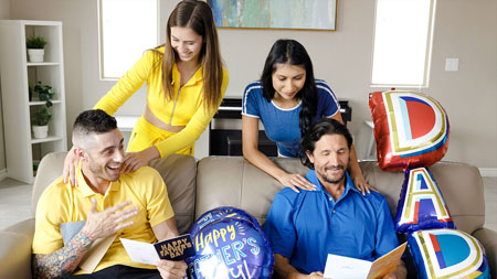 DaughterSwap – Kourtney Rae and Penelope Woods