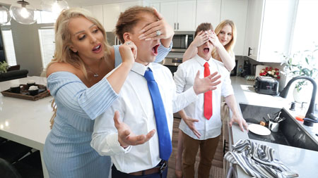 MomSwap – Alura Jenson and Audrey Madison