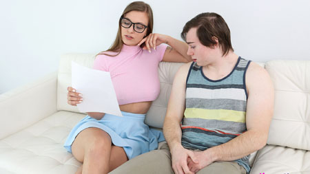 YoungerMommy – Kenzie Love: Trying To Focus My One Track Mind