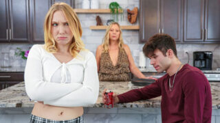 StepSiblingsCaught – Mckenna Lynn: I Want Stepbros Big Dick To Make Me Cry