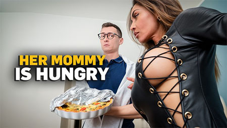 Mommy4K – Vittoria Divine: The Back-Up Pain
